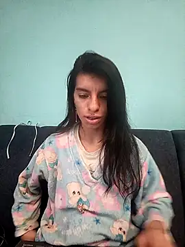 Snapshot of Ariell_Kieran chatting on November 2025 08:51:01 PM Ariell Kieran online show from November 2025 08:51:01 PM