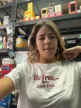 Andrea18 blonde online show from January 2026 02:21:01 PM