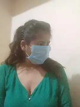 Cuties Beauty online show from January 2025 12:51:02 PM