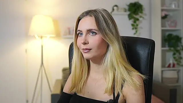 catecrago  online show from November 2025 01:55:02 PM