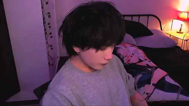 Snapshot of rennnuts chatting on October 2025 01:53:02 PM rennnuts online show from October 2025 01:53:02 PM