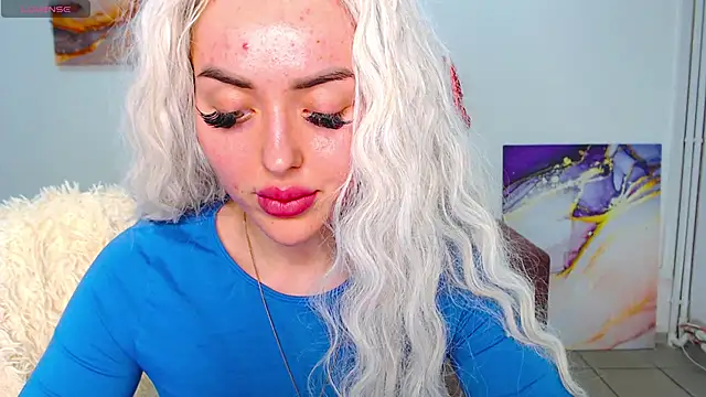 Snapshot of MissisCaty chatting on March 2025 03:34:01 PM MissisCaty online show from March 2025 03:34:01 PM