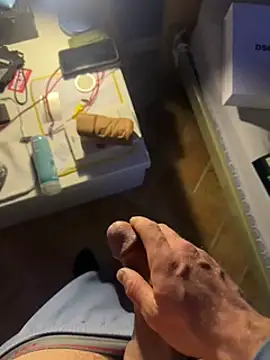 Snapshot of dominationmybigdick chatting on March 2025 10:43:02 PM dominationmybigdick online show from March 2025 10:43:02 PM