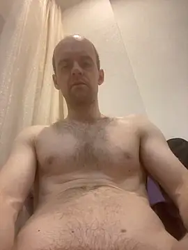 LynnAhNight online show from November 2025 02:54:01 AM