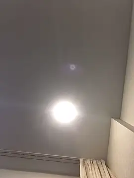 LynnAhNight online show from November 2025 03:27:02 AM