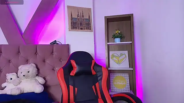 PepperTwink online show from April 2026 03:53:01 PM