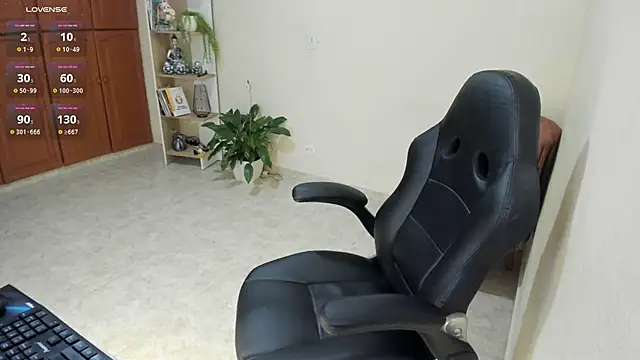 Nathalie 29 online show from March 2026 03:05:04 PM