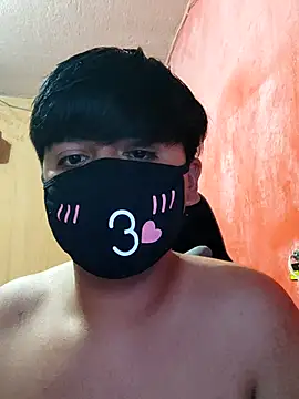 Snapshot of LuisA_Femm chatting on February 2025 05:42:02 AM LuisA Femm online show from February 2025 05:42:02 AM