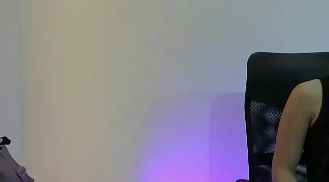 Snapshot of LilibetAndStrong chatting on March 2025 07:57:02 PM LilibetAndStrong online show from March 2025 07:57:02 PM