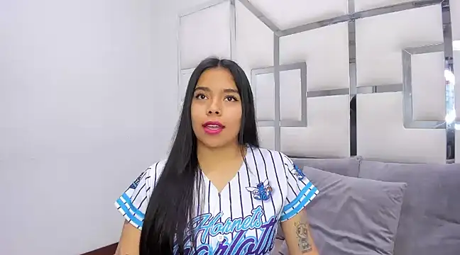 ZoeWan69 online show from February 2025 11:42:02 AM