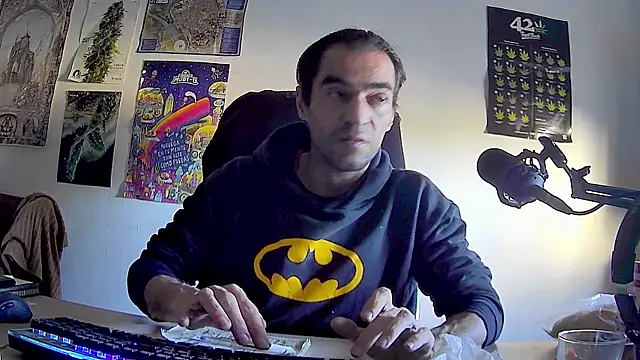 ReyDeBotones online show from April 2026 05:42:02 PM