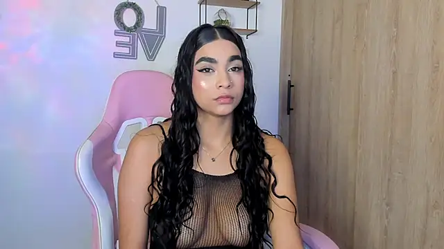 Bella ricci  online show from November 2025 01:07:02 AM