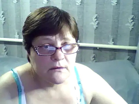 Snapshot of ElzaJewel chatting on February 2025 08:15:01 PM ElzaJewel online show from February 2025 08:15:01 PM