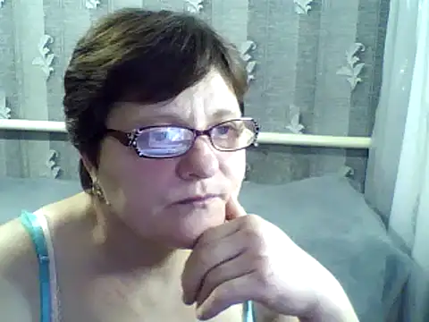 Snapshot of ElzaJewel chatting on February 2025 04:35:01 PM ElzaJewel online show from February 2025 04:35:01 PM