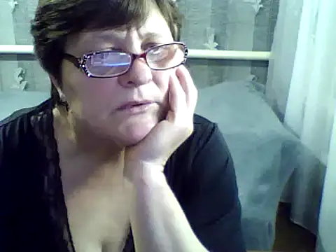 Snapshot of ElzaJewel chatting on February 2025 04:42:02 PM ElzaJewel online show from February 2025 04:42:02 PM