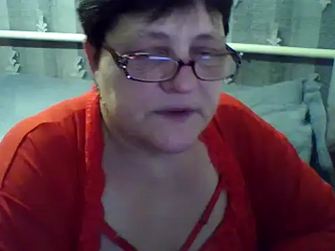 Snapshot of ElzaJewel chatting on February 2025 08:18:01 PM ElzaJewel online show from February 2025 08:18:01 PM