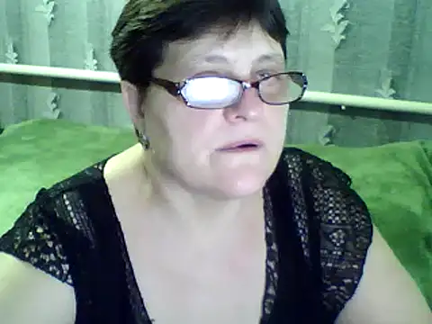 Snapshot of ElzaJewel chatting on March 2025 08:00:02 PM ElzaJewel online show from March 2025 08:00:02 PM
