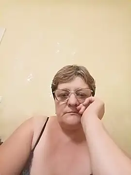 Snapshot of ElzaJewel chatting on September 2025 05:40:02 PM ElzaJewel online show from September 2025 05:40:02 PM