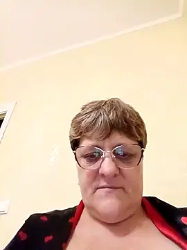 Snapshot of ElzaJewel chatting on October 2025 07:32:02 PM ElzaJewel online show from October 2025 07:32:02 PM