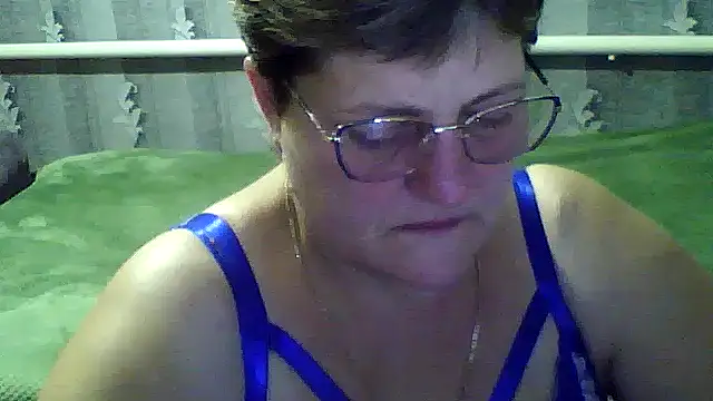 Snapshot of ElzaJewel chatting on October 2025 05:56:01 PM ElzaJewel online show from October 2025 05:56:01 PM
