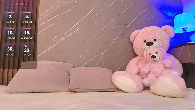 ariana jhonson1 online show from February 2026 12:23:01 PM