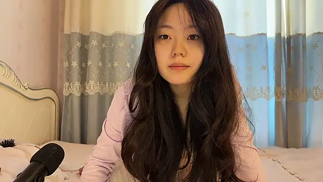 nanaliu6 online show from November 2025 02:11:02 AM