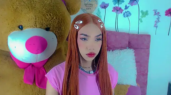 Snapshot of Khloe_Leal chatting on February 2025 09:07:02 PM Khloe Leal online show from February 2025 09:07:02 PM