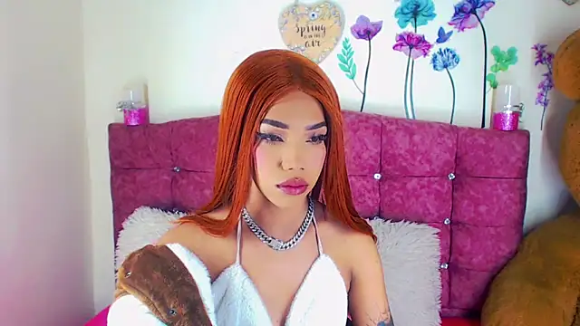 Snapshot of Khloe_Leal chatting on March 2025 12:42:01 AM Khloe Leal online show from March 2025 12:42:01 AM