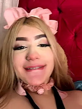 Snapshot of akirahattori chatting on October 2025 01:41:02 AM akirahattori online show from October 2025 01:41:02 AM