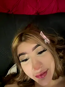 Snapshot of akirahattori chatting on December 2025 03:23:01 AM akirahattori online show from December 2025 03:23:01 AM