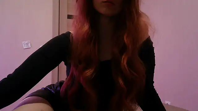  AliceOwen  online show from March 2025 09:32:02 PM