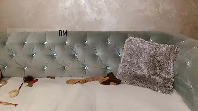 Snapshot of xoCaroxQueenxo chatting on March 2025 12:00:02 AM xoCaroxQueenxo online show from March 2025 12:00:02 AM