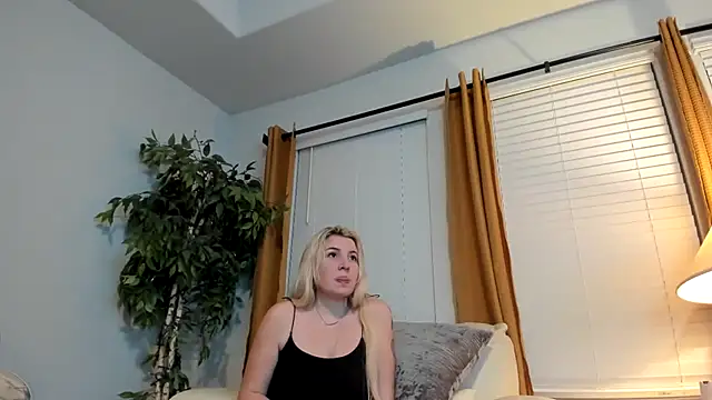 Snapshot of kaliii_jones chatting on February 2025 12:26:01 AM kaliii jones online show from February 2025 12:26:01 AM