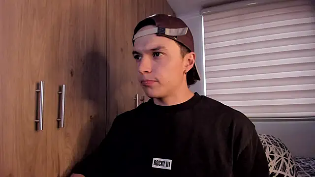 Mastrangelo xxx online show from November 2025 09:26:01 PM