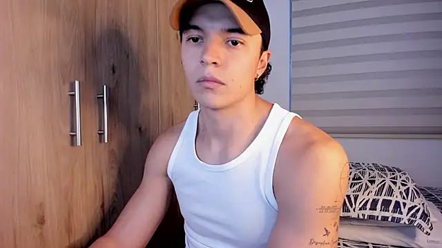 Mastrangelo xxx online show from November 2025 10:47:02 PM