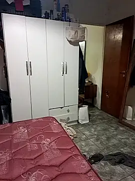 Snapshot of liamlara chatting on November 2025 02:23:02 AM liamlara online show from November 2025 02:23:02 AM