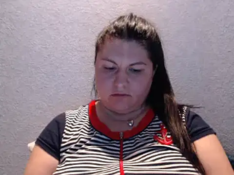 KiraSwee online show from September 2025 04:43:02 PM