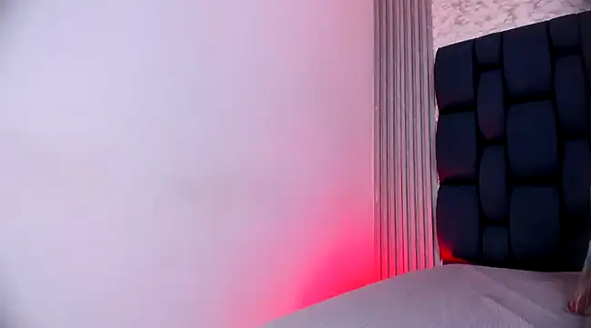 Ashlyaurora online show from February 2025 03:48:01 AM