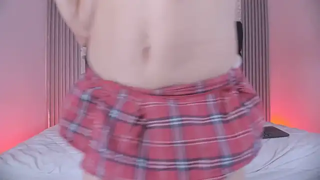 Ashlyaurora online show from April 2026 04:35:02 AM