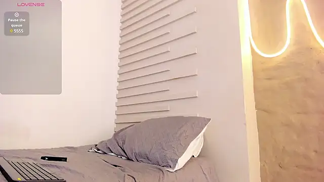 Demy Ruiz online show from February 2025 07:55:01 AM