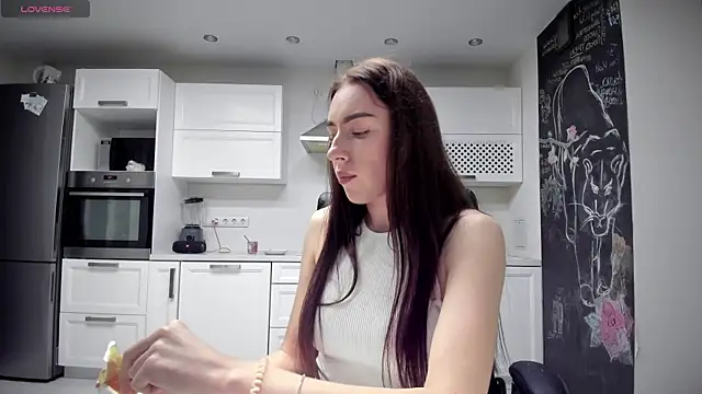 Snapshot of lisenok chatting on May 2026 05:52:02 PM lisenok online show from May 2026 05:52:02 PM