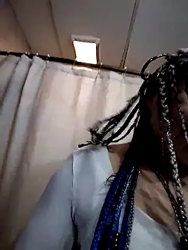 Snapshot of GsSpot69 chatting on November 2025 06:18:01 PM GsSpot69 online show from November 2025 06:18:01 PM