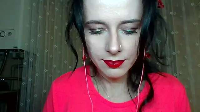 Snapshot of LuminousLady chatting on December 2025 07:53:02 PM LuminousLady online show from December 2025 07:53:02 PM