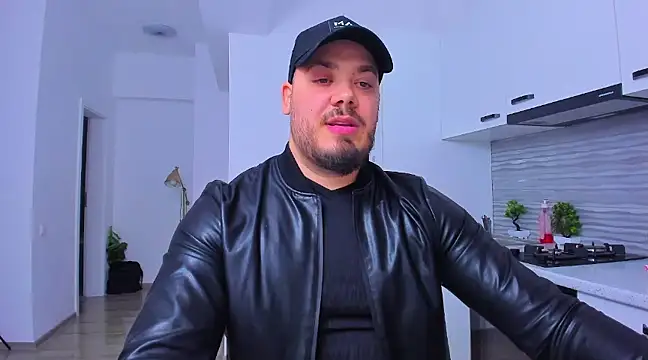 Snapshot of ZackMasterss chatting on February 2025 02:17:02 AM ZackMasterss online show from February 2025 02:17:02 AM