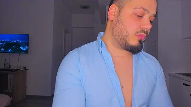 Snapshot of ZackMasterss chatting on February 2025 12:10:02 AM ZackMasterss online show from February 2025 12:10:02 AM