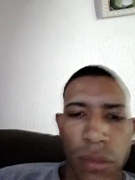 Snapshot of Mineirinho043 chatting on February 2025 06:47:02 PM Mineirinho043 online show from February 2025 06:47:02 PM