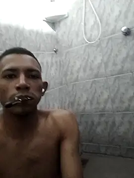 Snapshot of Mineirinho043 chatting on February 2025 05:56:01 AM Mineirinho043 online show from February 2025 05:56:01 AM