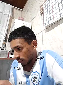 Snapshot of Mineirinho043 chatting on March 2025 02:43:01 AM Mineirinho043 online show from March 2025 02:43:01 AM