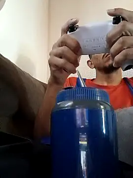 Snapshot of Mineirinho043 chatting on March 2025 01:45:01 PM Mineirinho043 online show from March 2025 01:45:01 PM