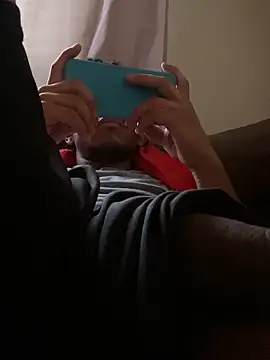 Snapshot of Mineirinho043 chatting on September 2025 12:37:01 PM Mineirinho043 online show from September 2025 12:37:01 PM